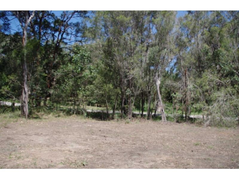 2 Natone Terrace, Macleay Island QLD 4184