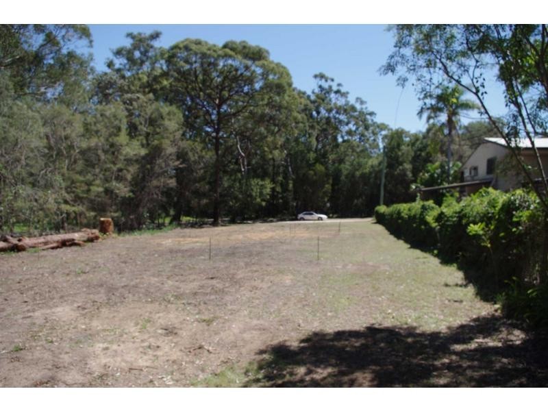2 Natone Terrace, Macleay Island QLD 4184