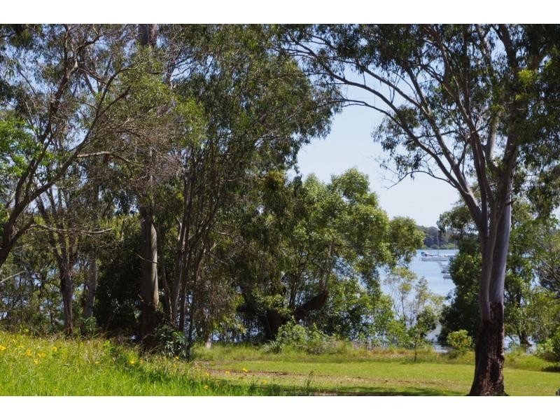 108 The Esplanade, Karragarra Island QLD 4184