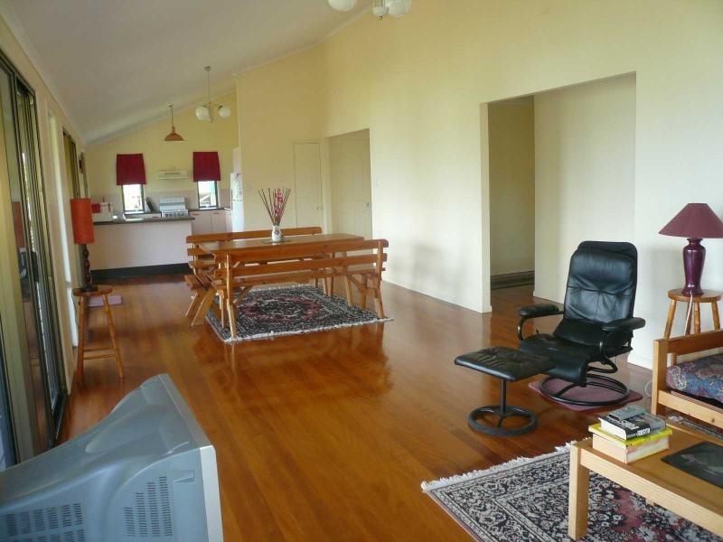 20-22 Weeroona Avenue, Macleay Island QLD 4184