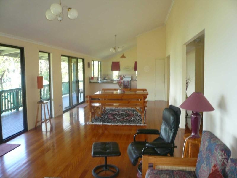 20-22 Weeroona Avenue, Macleay Island QLD 4184