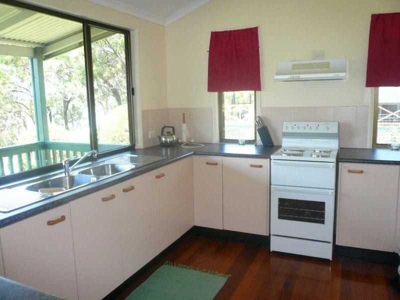 20-22 Weeroona Avenue, Macleay Island QLD 4184