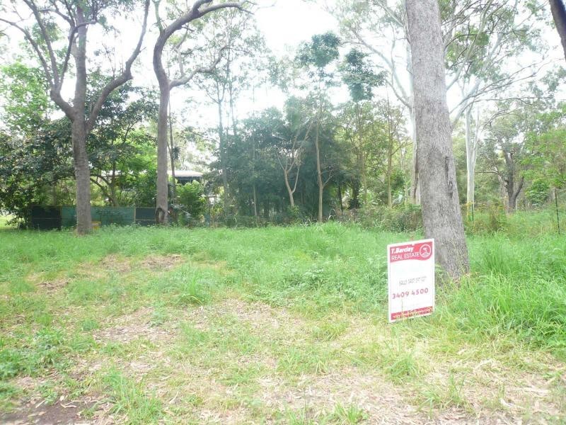 12 Beelong Street, Macleay Island QLD 4184