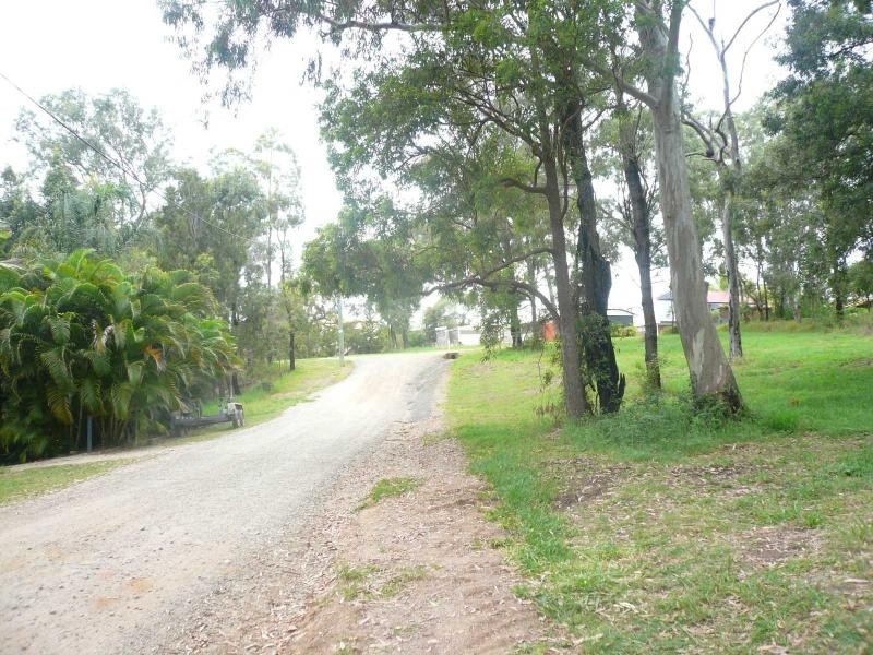 12 Beelong Street, Macleay Island QLD 4184