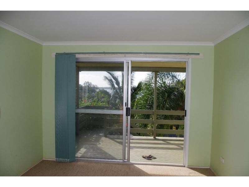 60 Coondooroopa Drive, Macleay Island QLD 4184