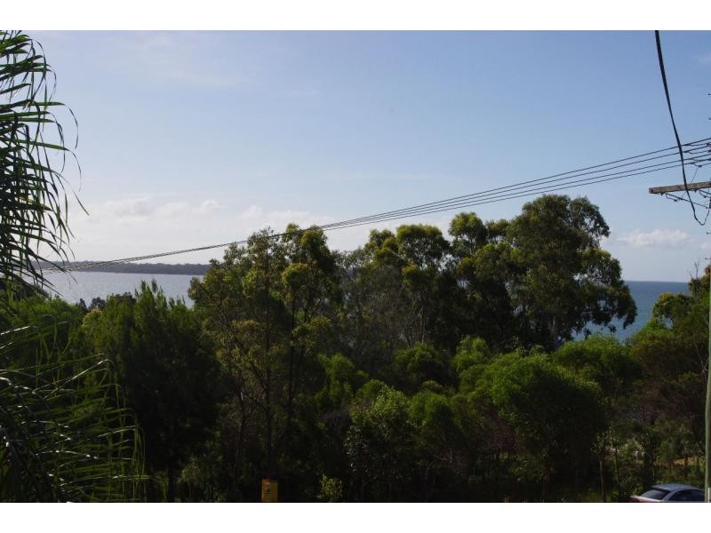 60 Coondooroopa Drive, Macleay Island QLD 4184