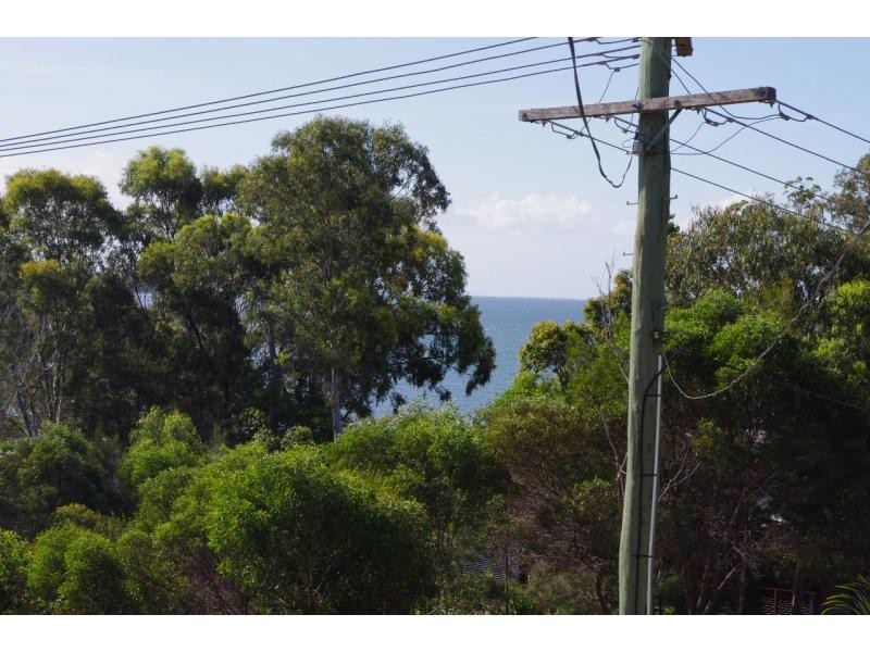 60 Coondooroopa Drive, Macleay Island QLD 4184