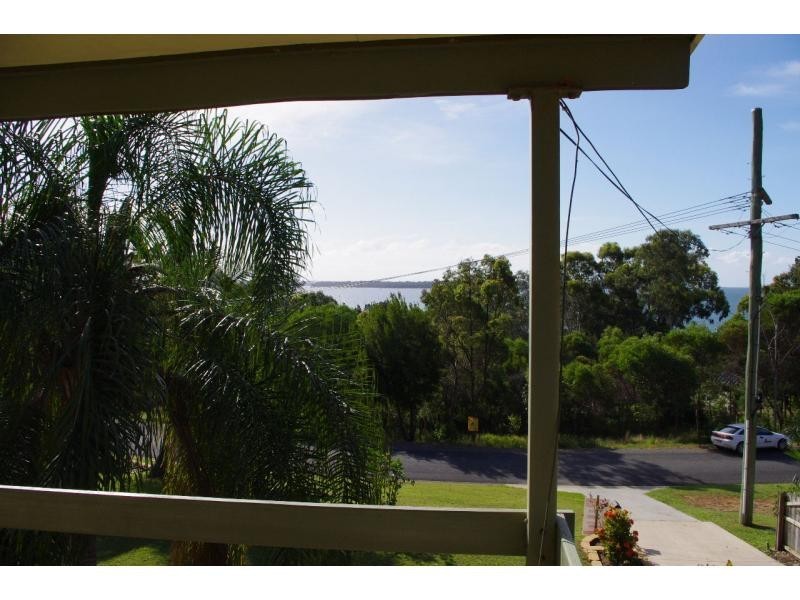 60 Coondooroopa Drive, Macleay Island QLD 4184