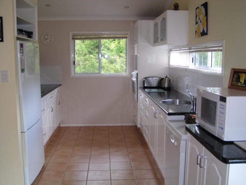 7 Bertram Road, Karragarra Island QLD 4184