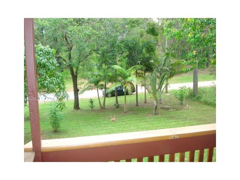 6 Niel, Lamb Island QLD 4184