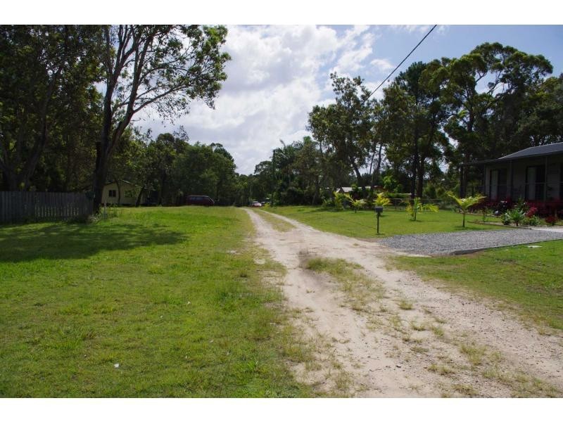17 Sentosa Terrace, Macleay Island QLD 4184