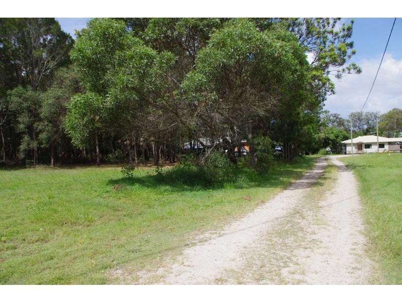 17 Sentosa Terrace, Macleay Island QLD 4184