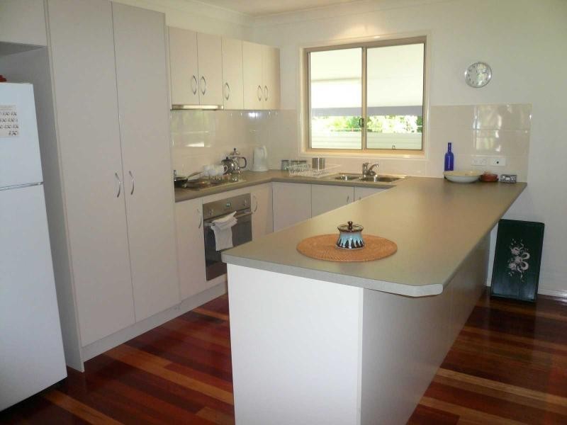 10 Ore Street, Macleay Island QLD 4184