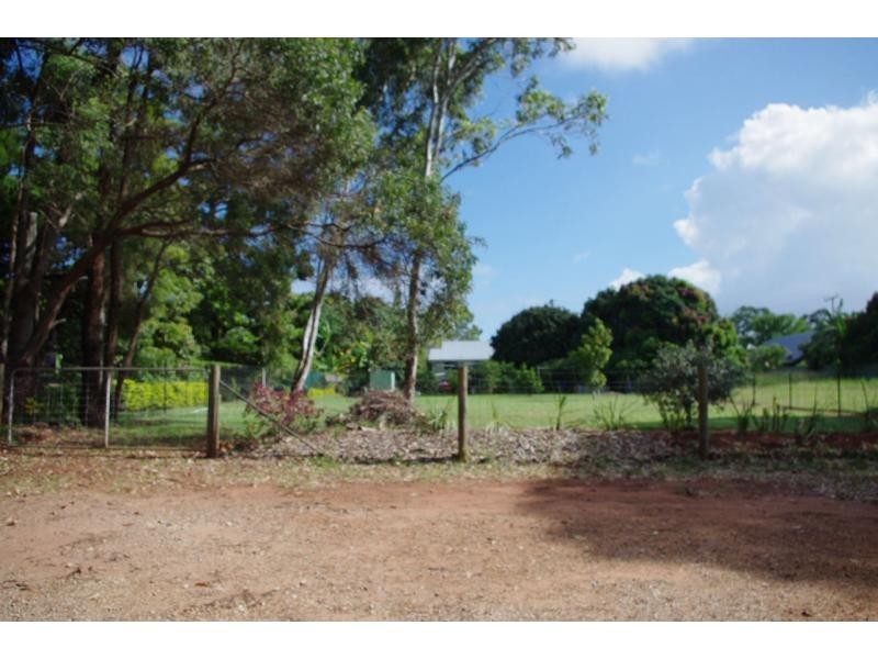 11 McBean Road, Karragarra Island QLD 4184