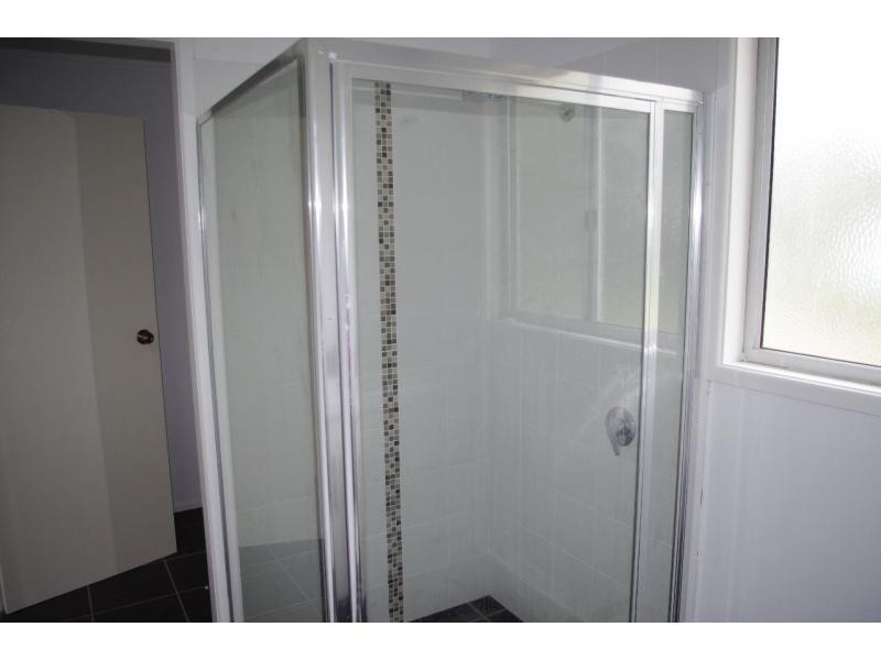 63 Eastbourne Terrace, Macleay Island QLD 4184