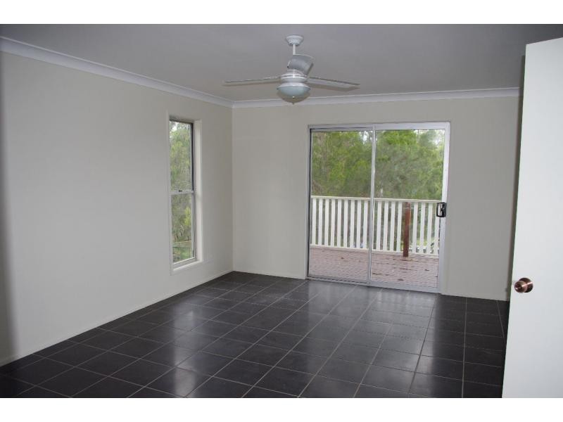 63 Eastbourne Terrace, Macleay Island QLD 4184
