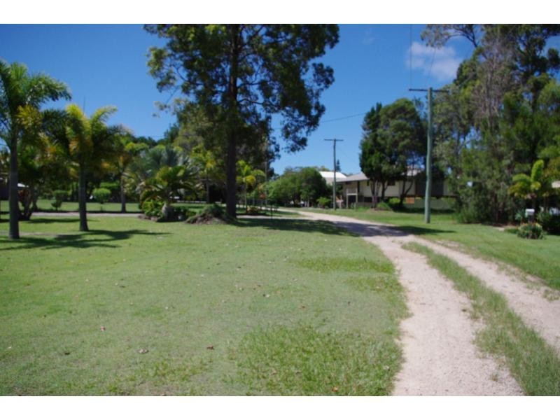 32 Mango Crescent, Macleay Island QLD 4184
