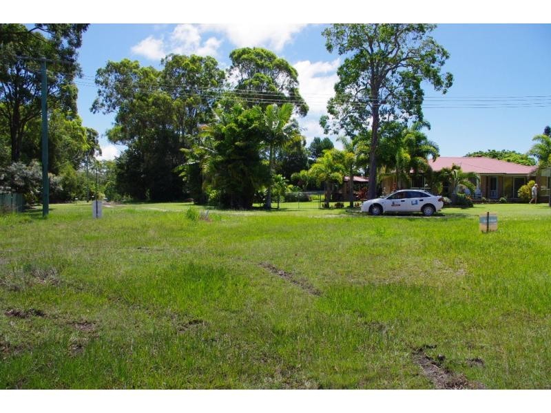 32 Mango Crescent, Macleay Island QLD 4184