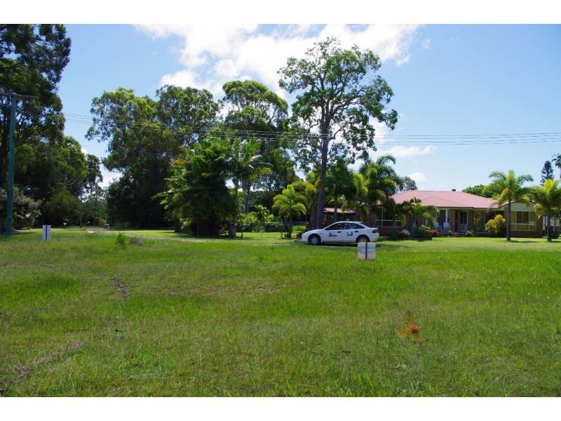 32 Mango Crescent, Macleay Island QLD 4184