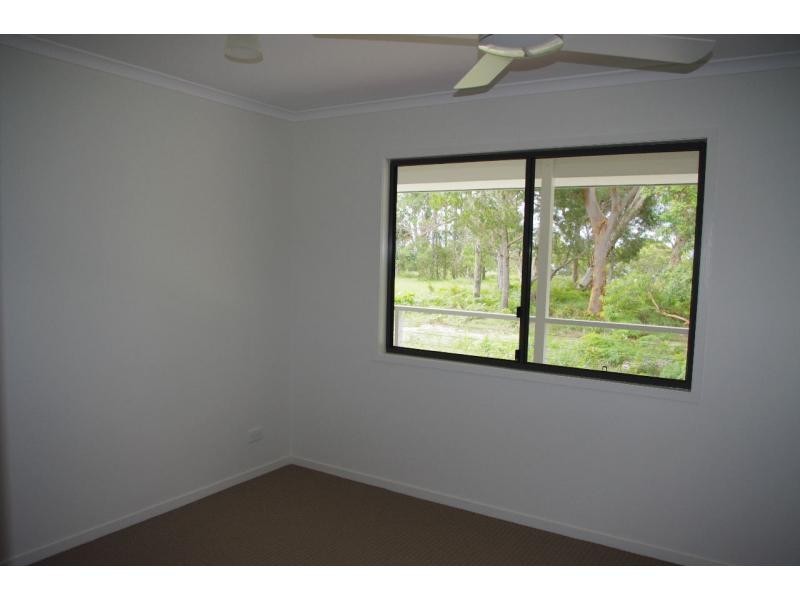 54 Coast Road, Macleay Island QLD 4184