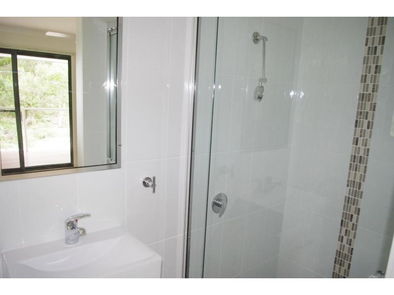 54 Coast Road, Macleay Island QLD 4184