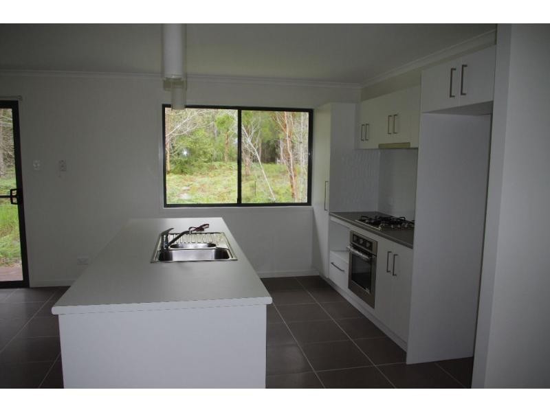 54 Coast Road, Macleay Island QLD 4184