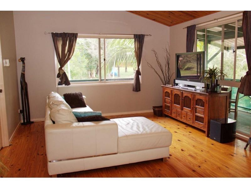 34 Marine Street, Macleay Island QLD 4184