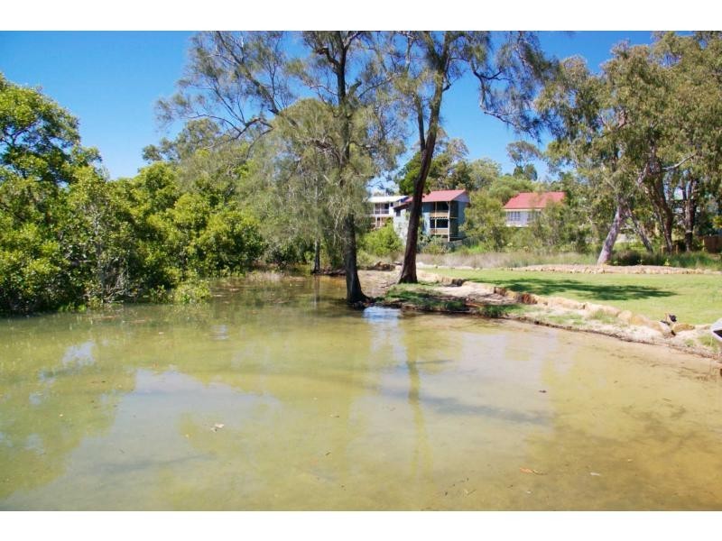 34 Marine Street, Macleay Island QLD 4184