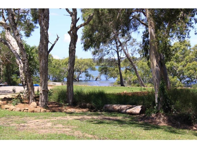 34 Marine Street, Macleay Island QLD 4184