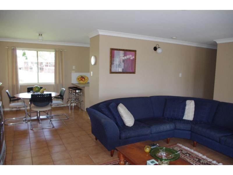 13 Shelly Crescent, Lamb Island QLD 4184