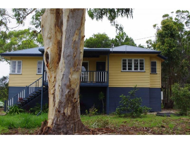30 Tukkeri Street, Macleay Island QLD 4184