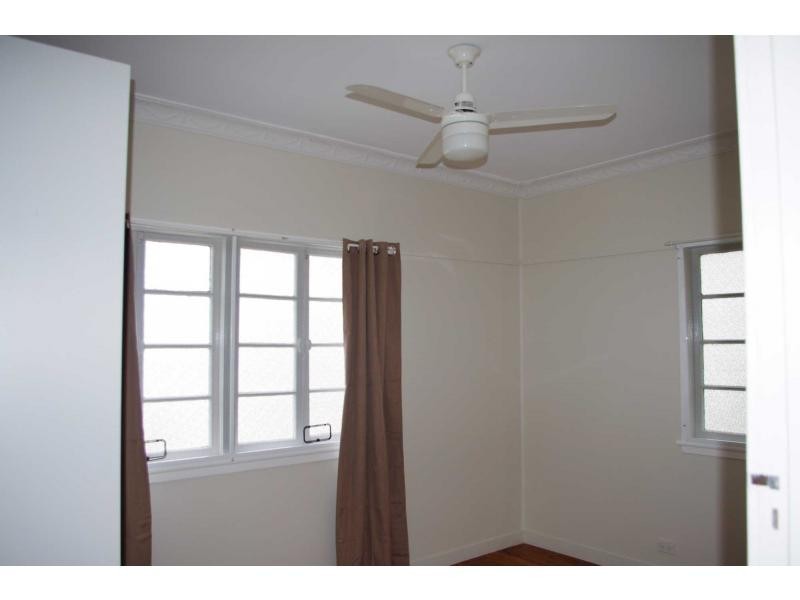 30 Tukkeri Street, Macleay Island QLD 4184
