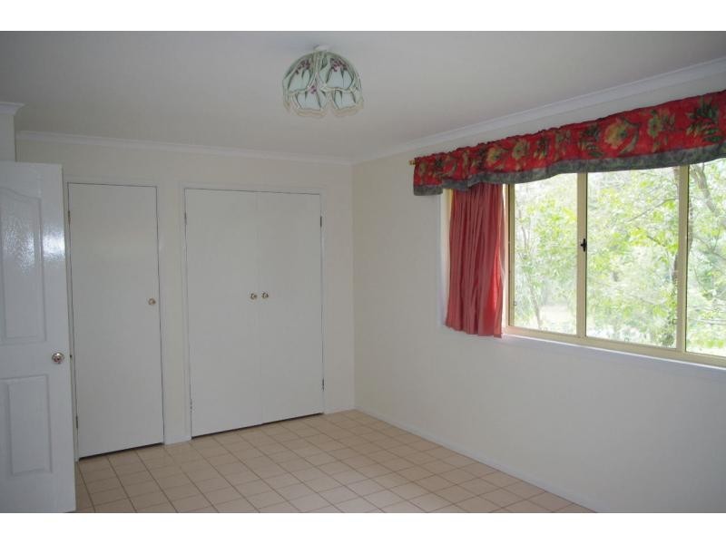 38 Blue Bay Crescent, Macleay Island QLD 4184