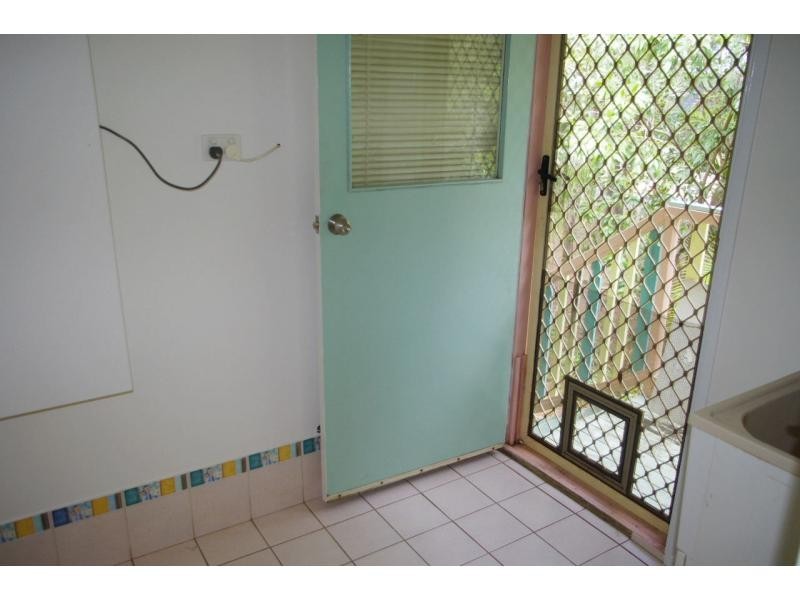 38 Blue Bay Crescent, Macleay Island QLD 4184