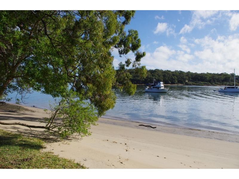 L181 Bertram Road, Karragarra Island QLD 4184