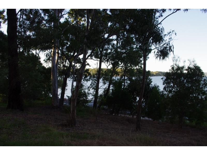 48 The Esplanade, Karragarra Island QLD 4184