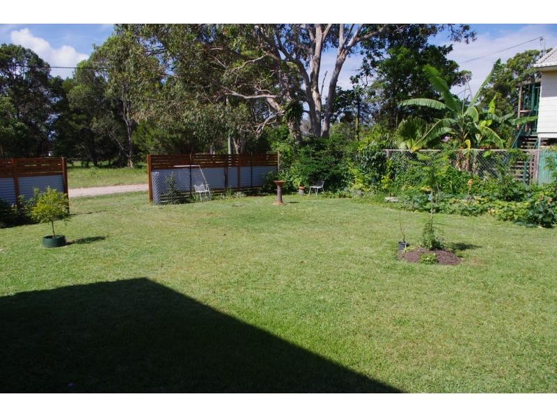 64-66 Scotts Road, Macleay Island QLD 4184