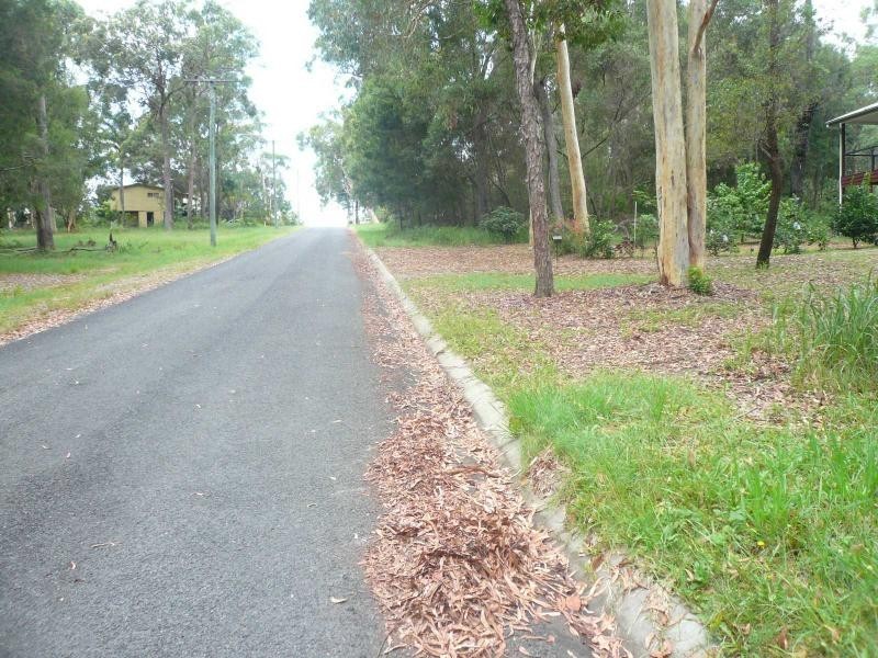 4 Kooberry Street, Macleay Island QLD 4184