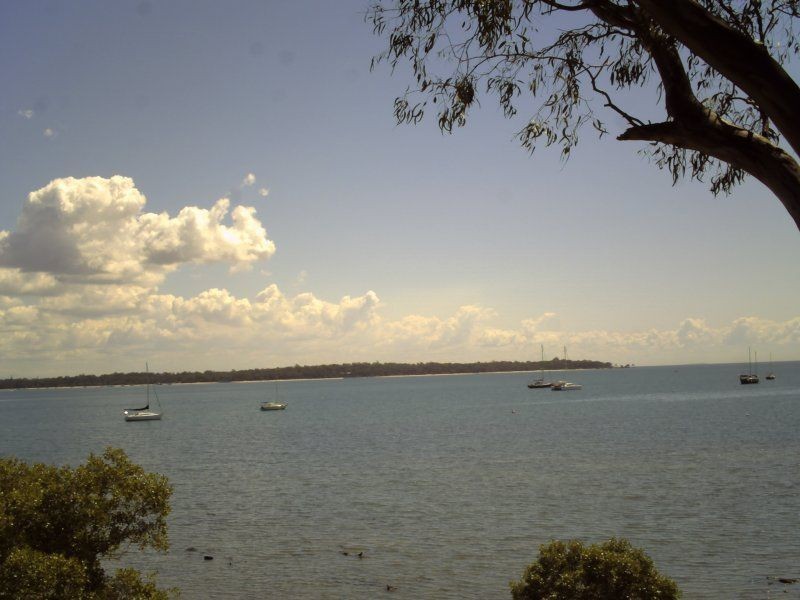 26 Kim Crescent, Macleay Island QLD 4184