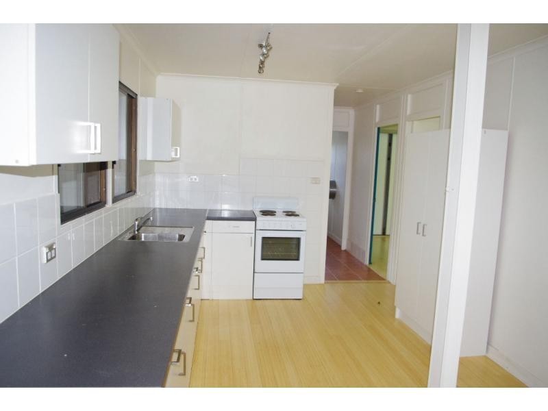 109 Treasure Island Avenue, Karragarra Island QLD 4184