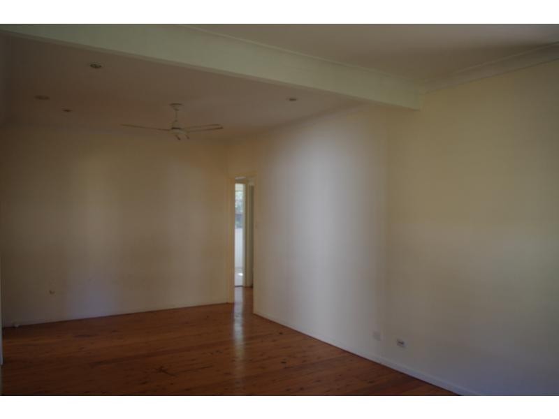 22 Tingara Street, Macleay Island QLD 4184