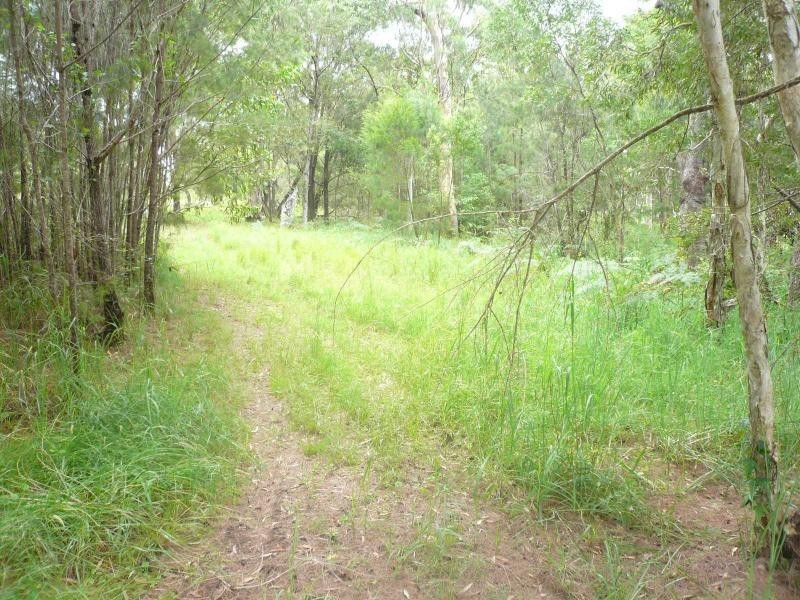 3 Kardinia Street, Macleay Island QLD 4184