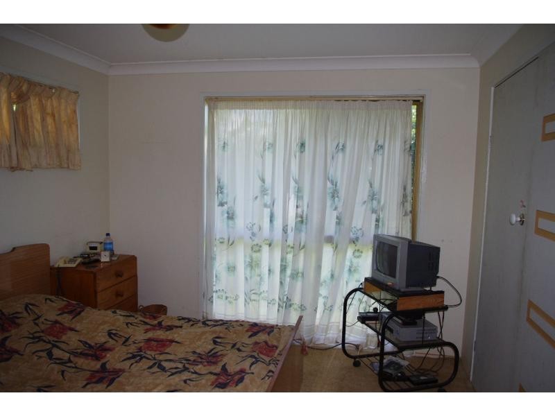 21 Leonie Crescent, Lamb Island QLD 4184