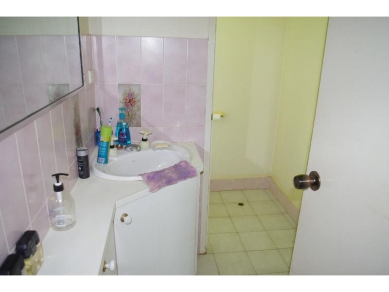 21 Leonie Crescent, Lamb Island QLD 4184