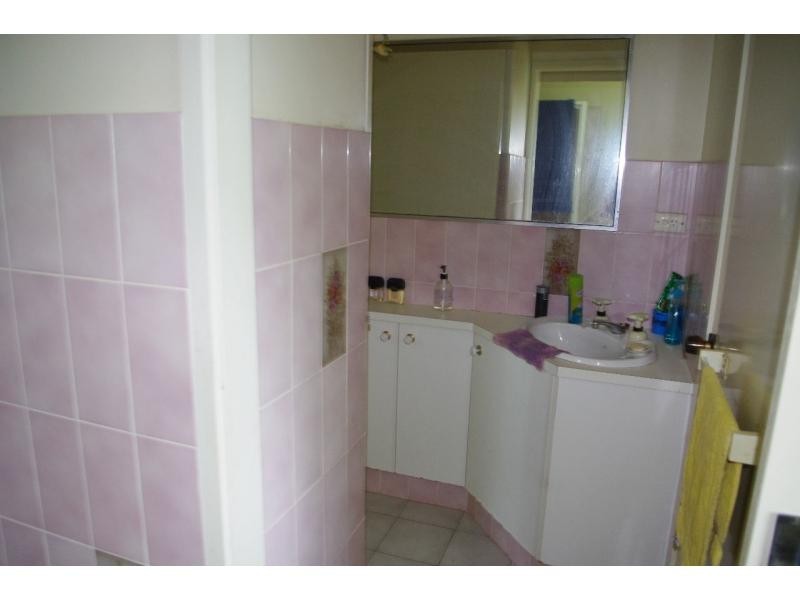 21 Leonie Crescent, Lamb Island QLD 4184