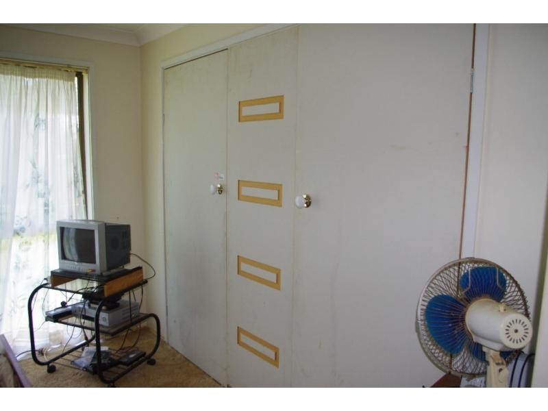 21 Leonie Crescent, Lamb Island QLD 4184