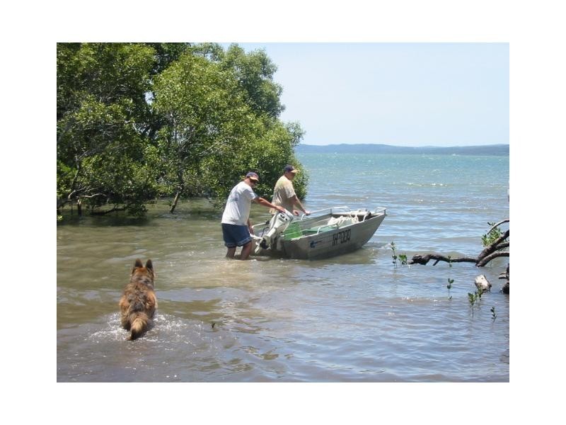 31 Calm Waters Crescent, Macleay Island QLD 4184