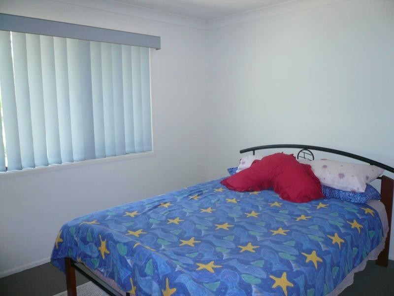 15 Baracoota Street, Macleay Island QLD 4184
