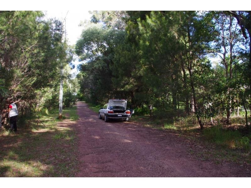 15 Flora Street, Lamb Island QLD 4184