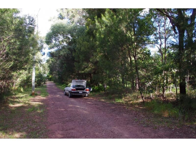 15 Flora Street, Lamb Island QLD 4184